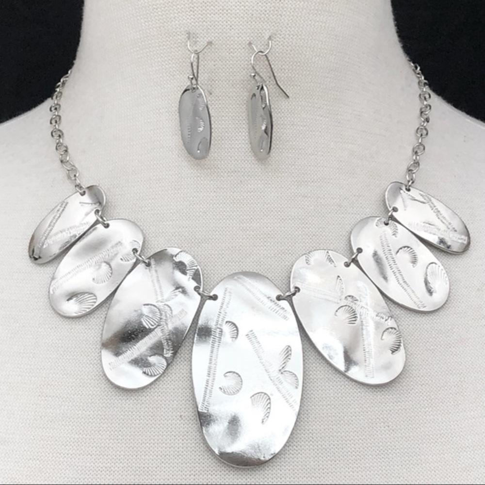Large Silver Stamped Oval Chunky Statement Necklace Dangle Earrings Set